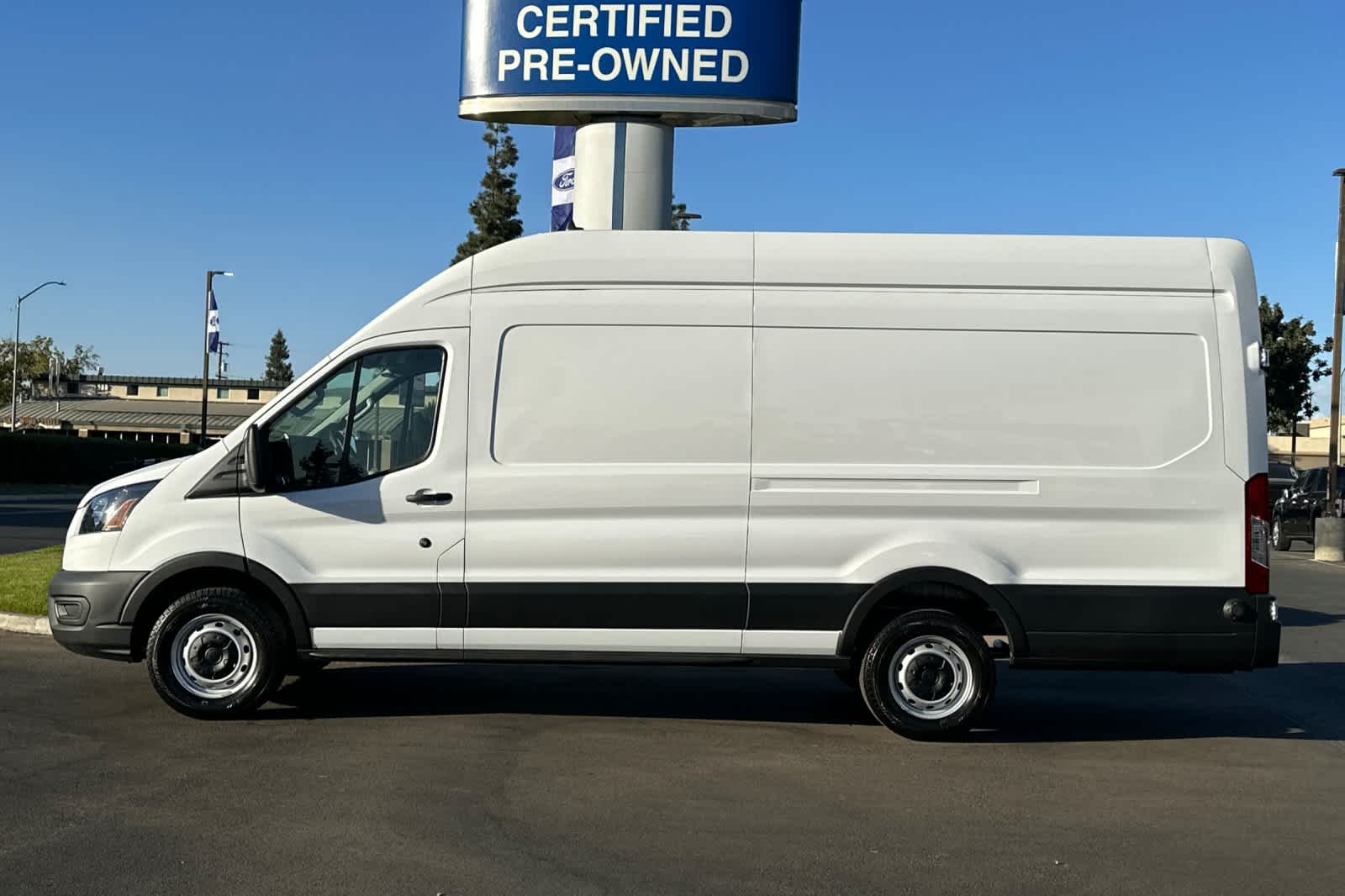 2024 Ford Transit BASE 5