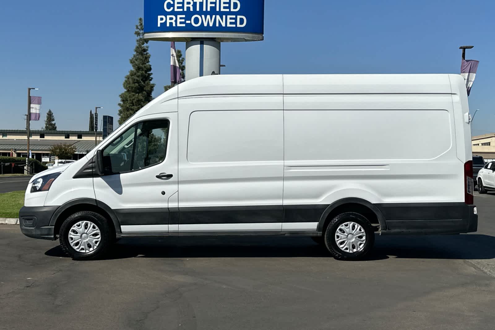 2022 Ford Transit  5