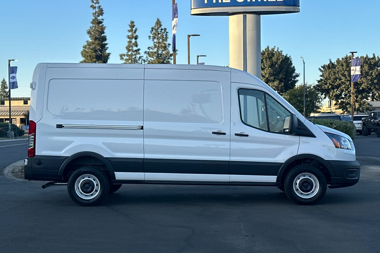 2024 Ford Transit BASE 7