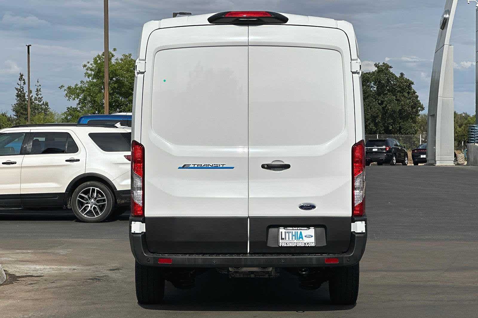 2023 Ford E-Transit BASE 6