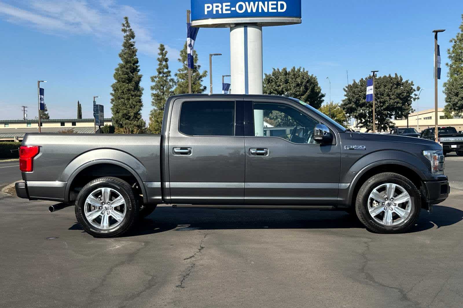 2019 Ford F-150 Platinum 2WD SuperCrew 5.5 Box 8