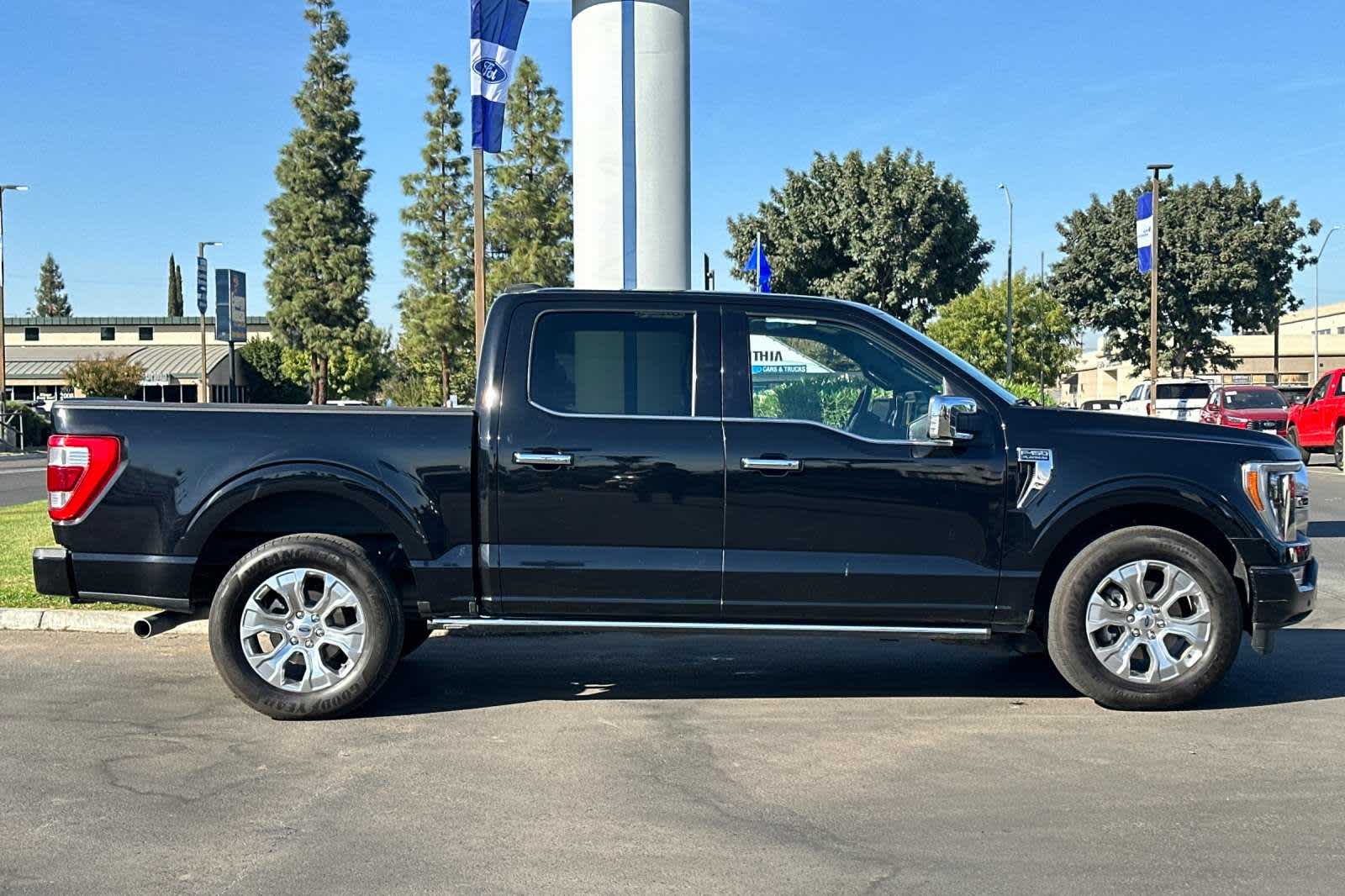 2023 Ford F-150 Platinum 2WD SuperCrew 5.5 Box 8