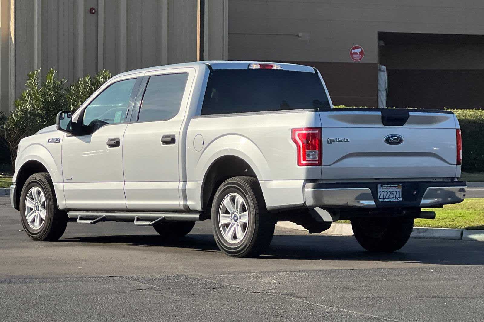 2016 Ford F-150 XLT 2WD SuperCrew 145 6