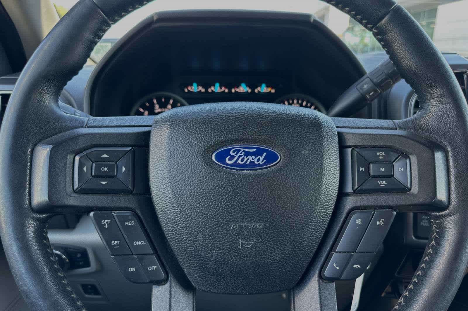 2019 Ford F-150 XLT 4WD SuperCrew 5.5 Box 22