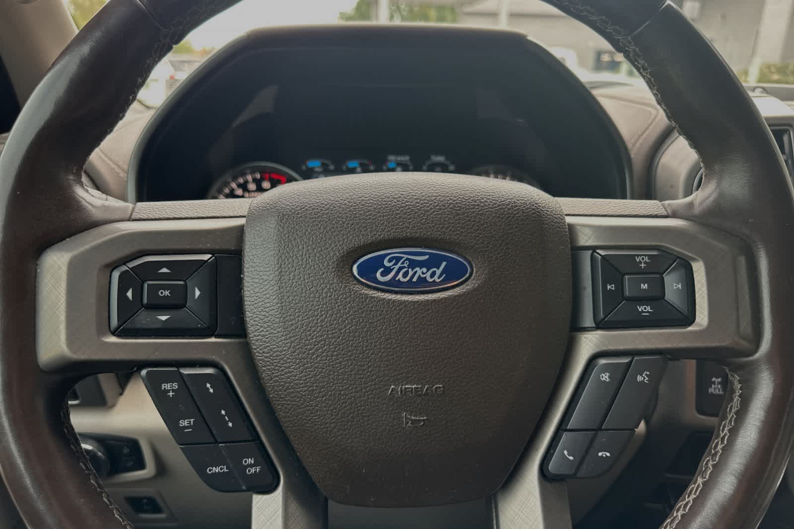 2019 Ford F-150 Limited 4WD SuperCrew 5.5 Box 23