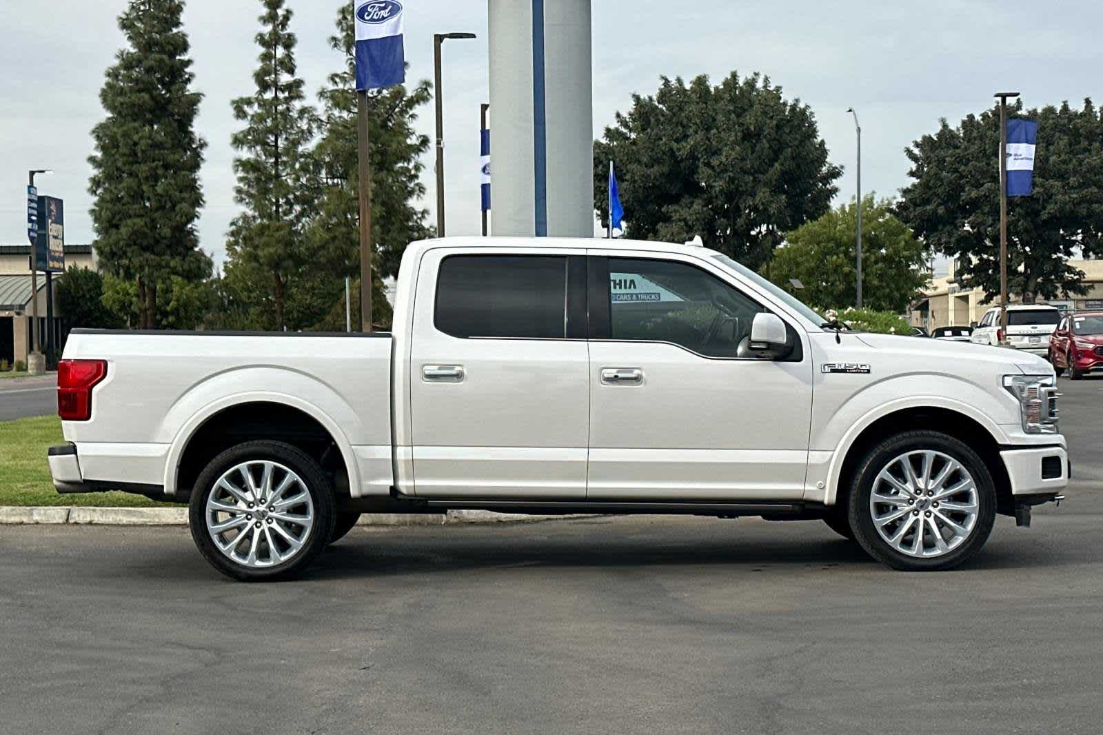 2019 Ford F-150 Limited 4WD SuperCrew 5.5 Box 8