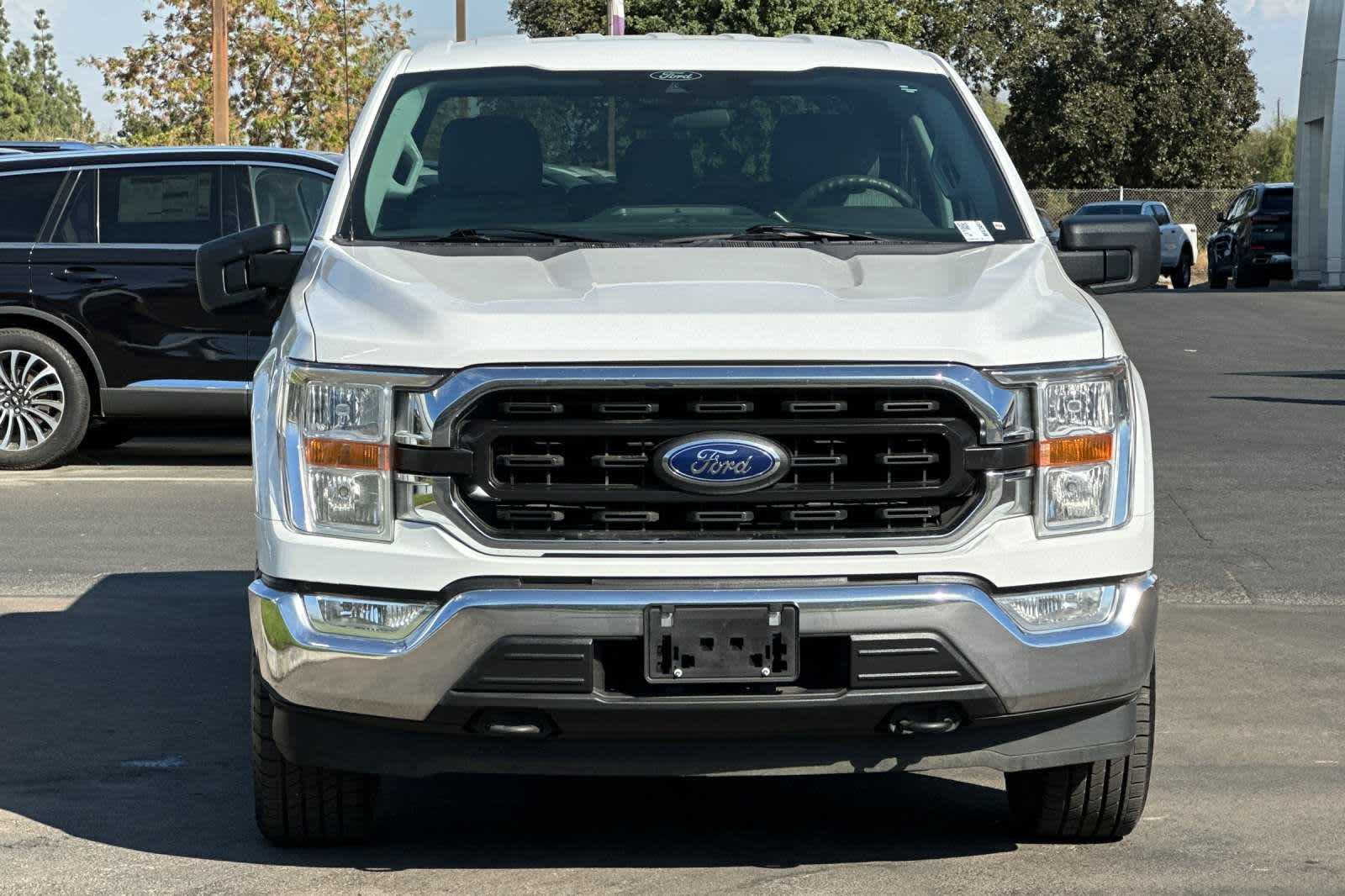 2021 Ford F-150 XLT 4WD SuperCrew 5.5 Box 10