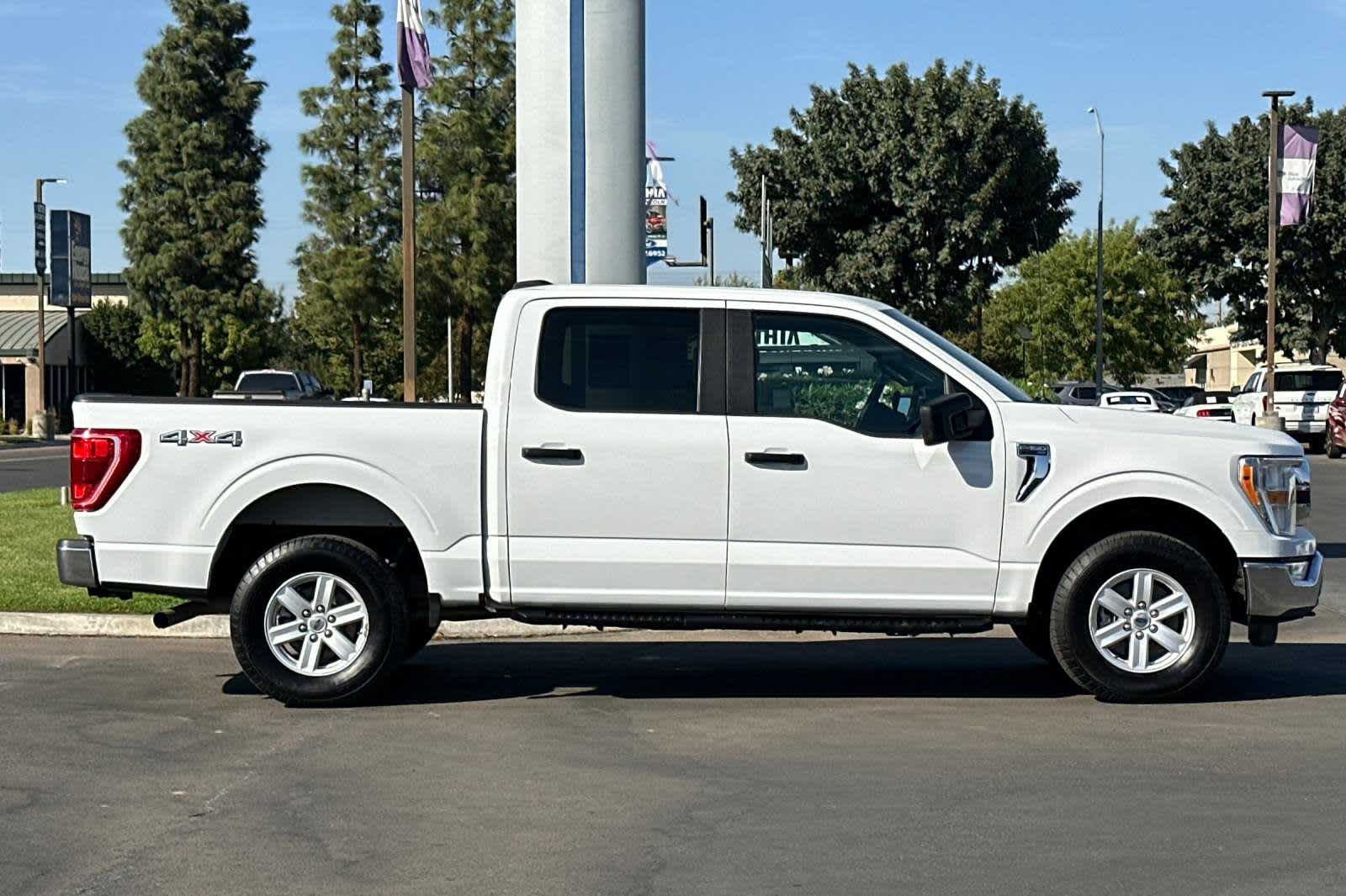 2021 Ford F-150 XLT 4WD SuperCrew 5.5 Box 8