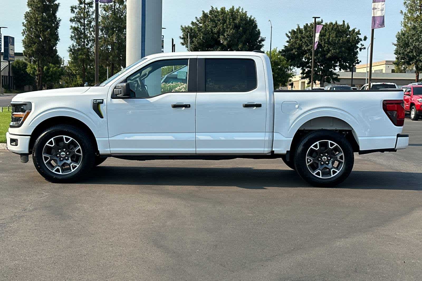 2024 Ford F-150 STX 2WD SuperCrew 5.5 Box 5