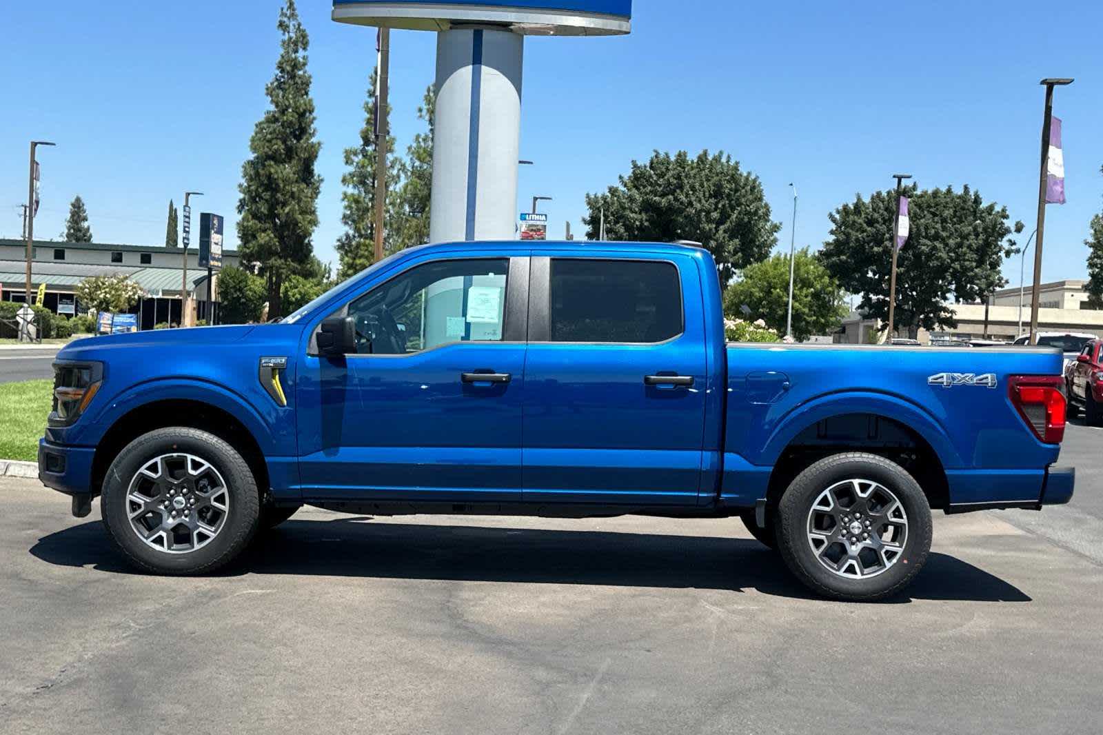 2024 Ford F-150 STX 4WD SuperCrew 5.5 Box 5