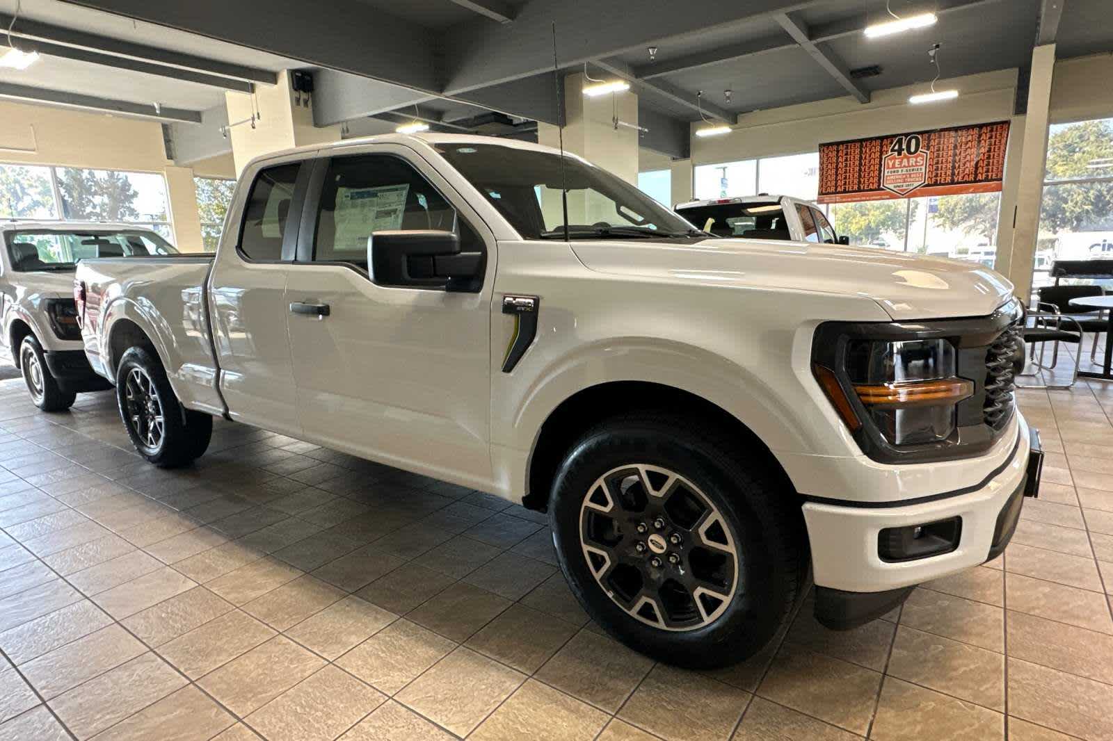 2024 Ford F-150 STX 2WD SuperCab 6.5 Box 8