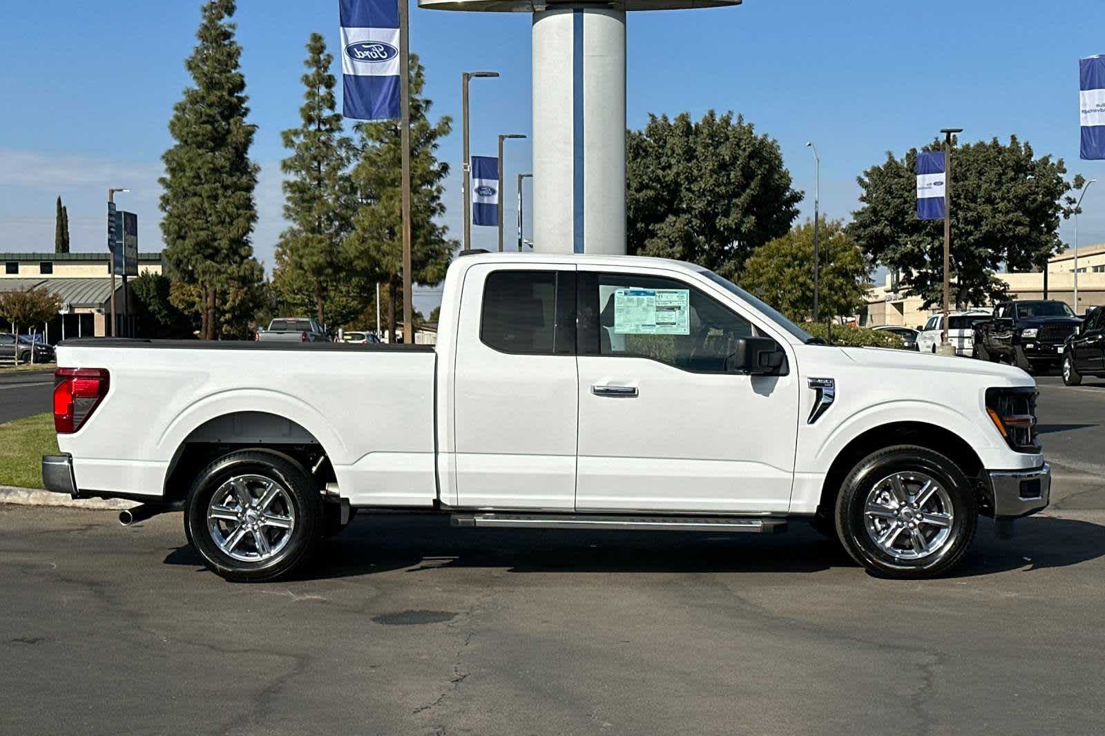 2024 Ford F-150 XLT 2WD SuperCab 6.5 Box 8