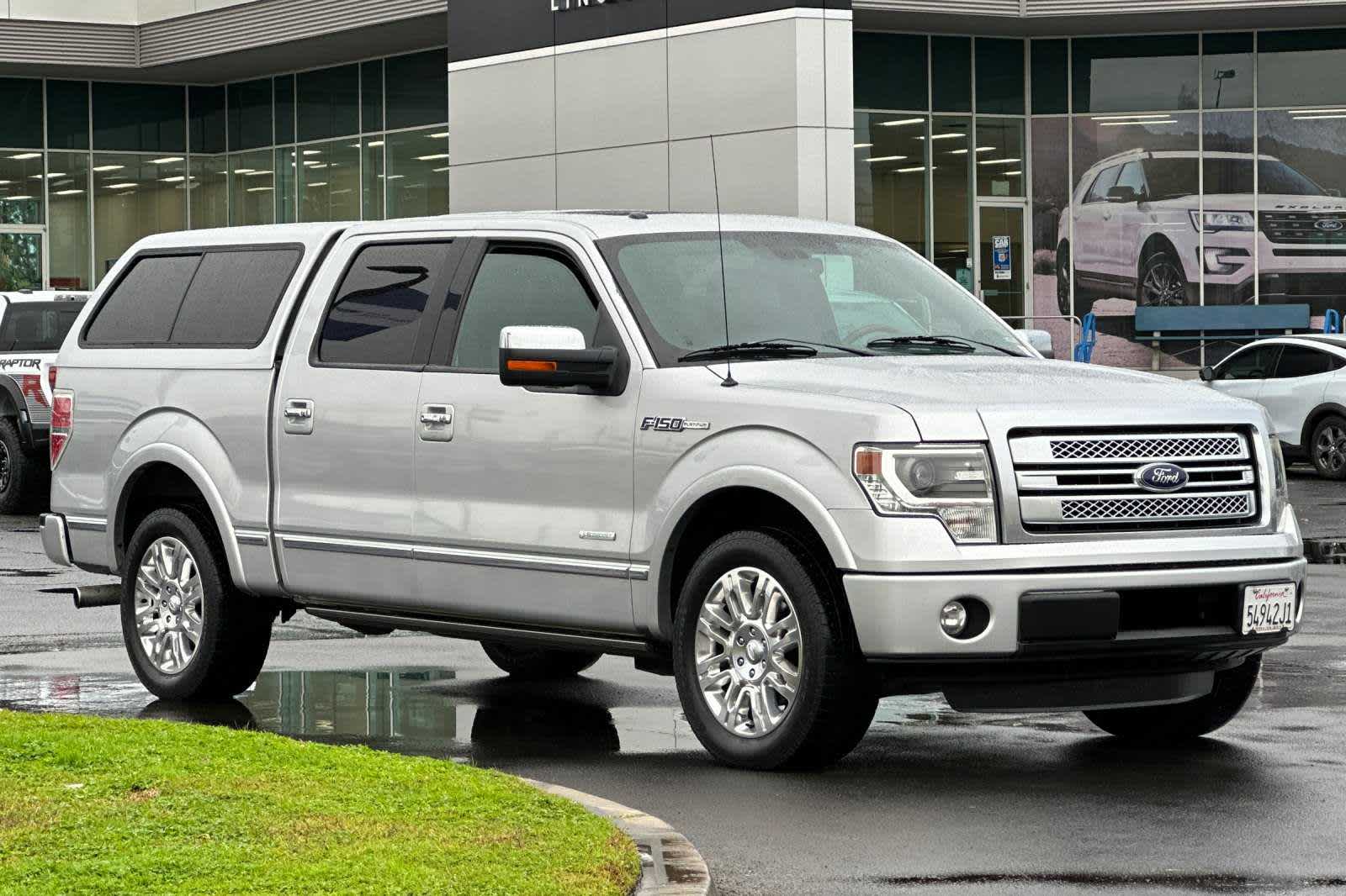 2013 Ford F-150 Platinum 2WD SuperCrew 145 9