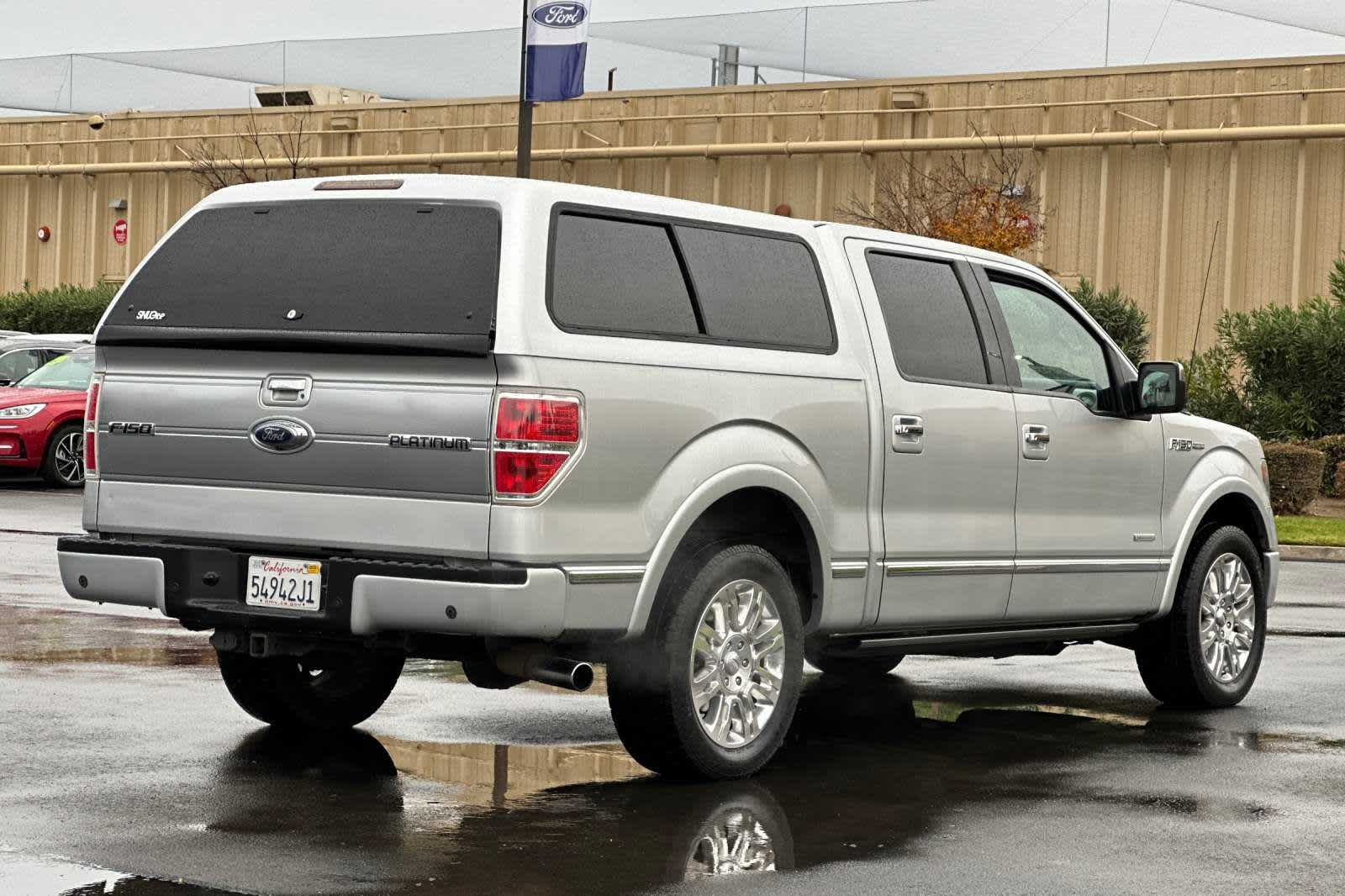 2013 Ford F-150 Platinum 2WD SuperCrew 145 2