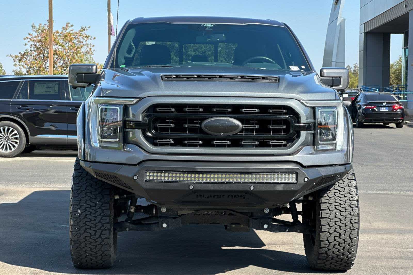 2022 Ford F-150 LARIAT 4WD SuperCrew 5.5 Box 10