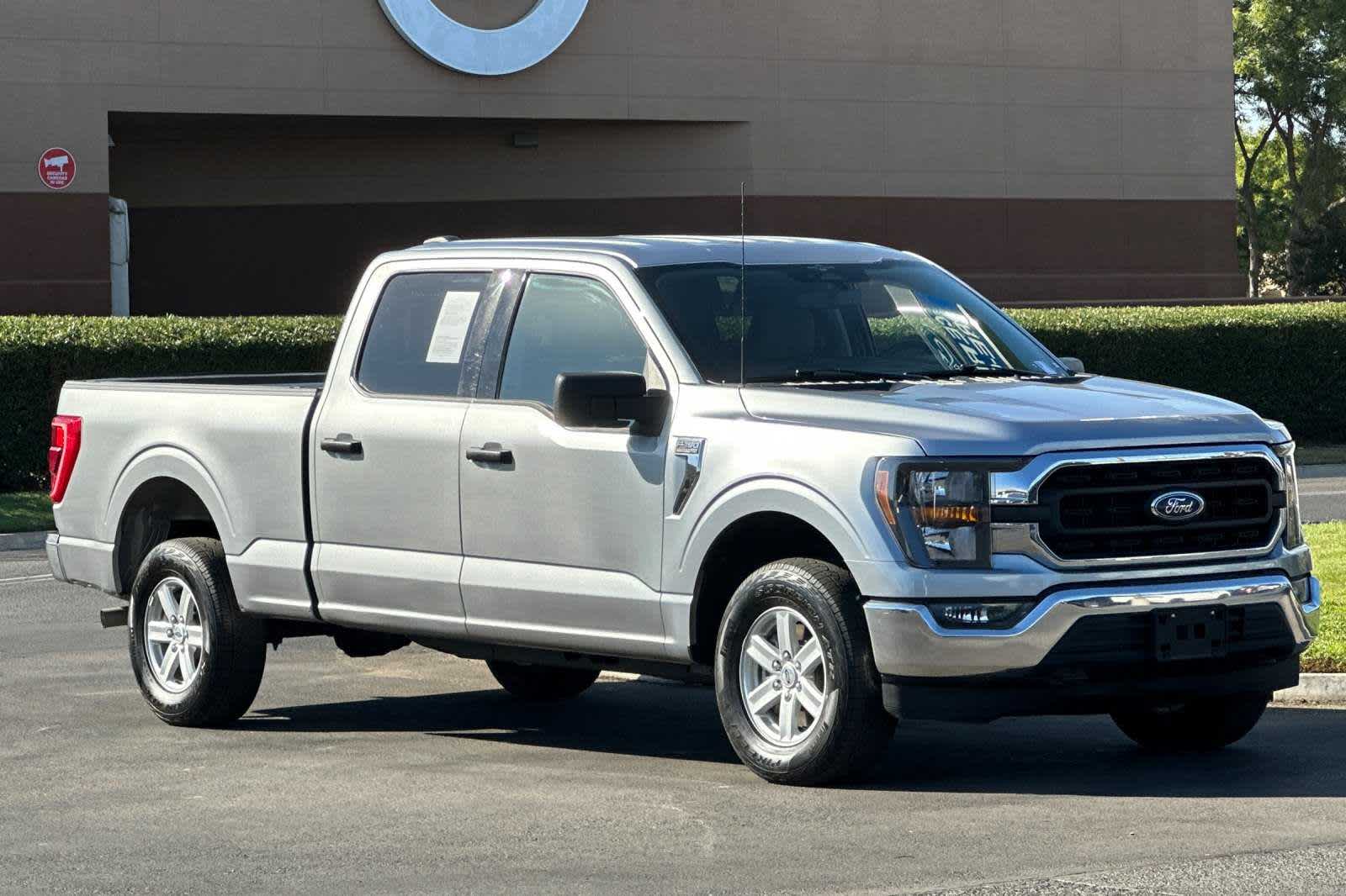 2023 Ford F-150 XLT 4WD SuperCrew 6.5 Box 10