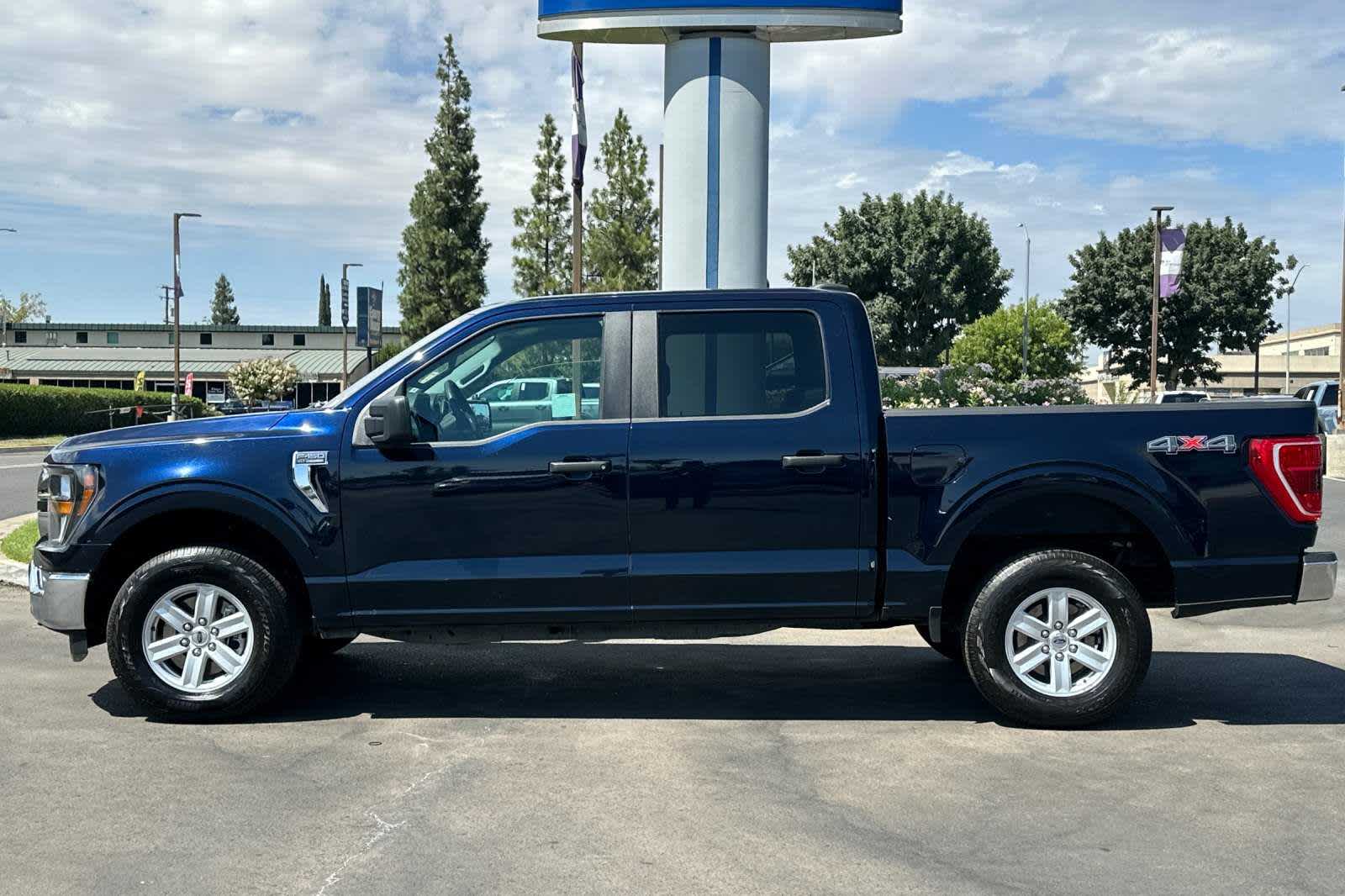 2023 Ford F-150 XLT 4WD SuperCrew 5.5 Box 6