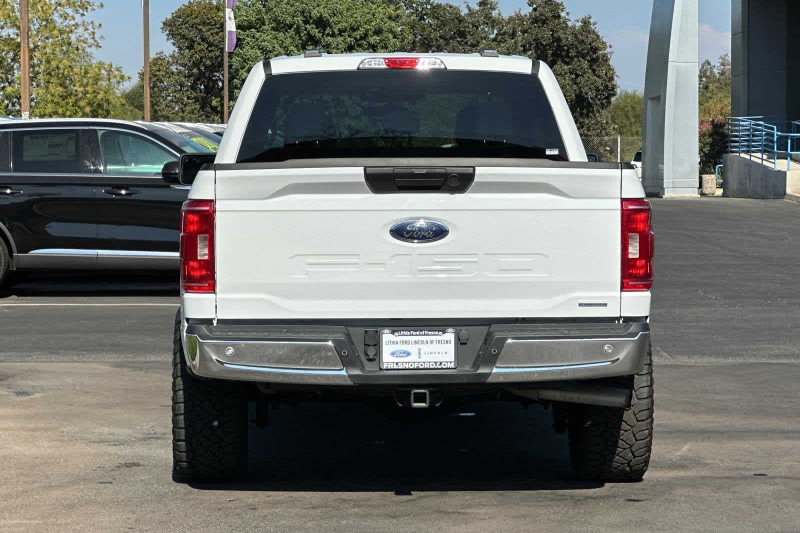 2022 Ford F-150 XLT 4WD SuperCrew 6.5 Box 7