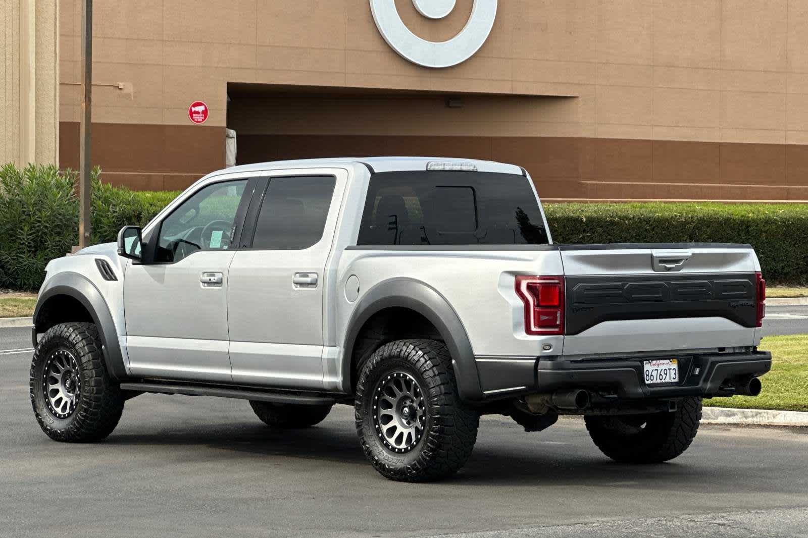 2018 Ford F-150 Raptor 4WD SuperCrew 5.5 Box 6