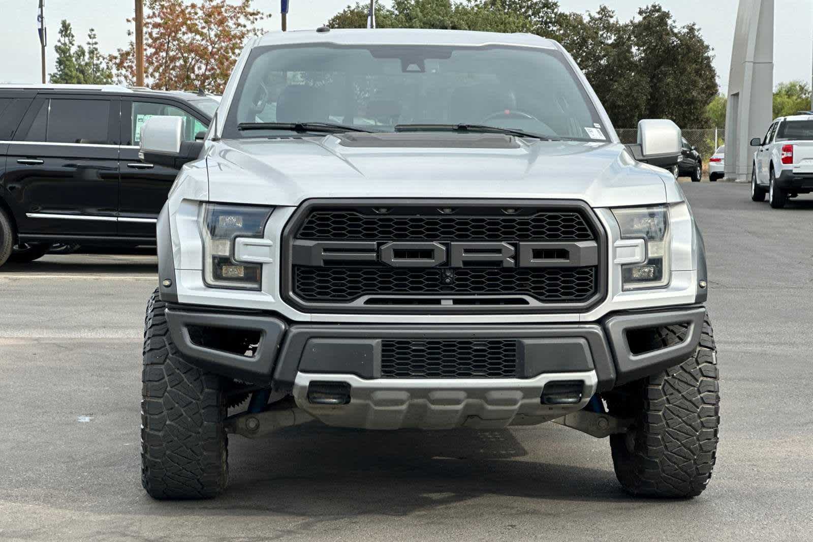 2018 Ford F-150 Raptor 4WD SuperCrew 5.5 Box 10