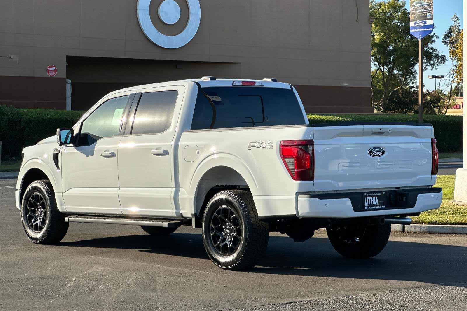 2024 Ford F-150 XLT 4WD SuperCrew 5.5 Box 6