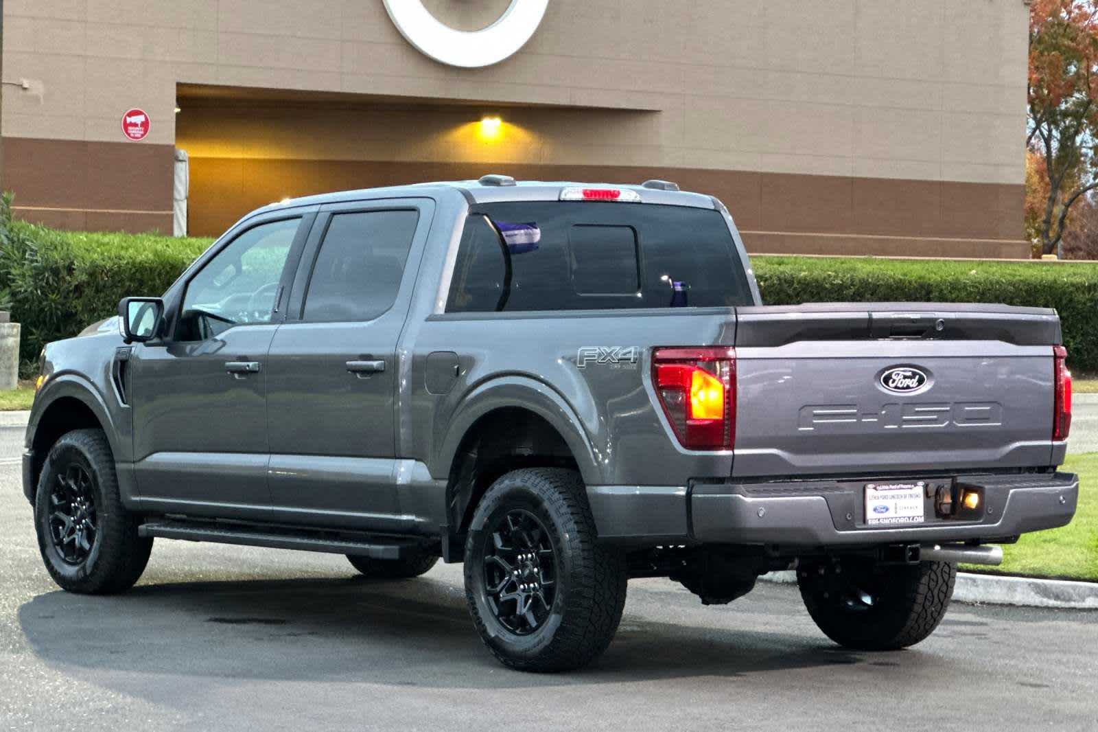 2024 Ford F-150 XLT 4WD SuperCrew 5.5 Box 6