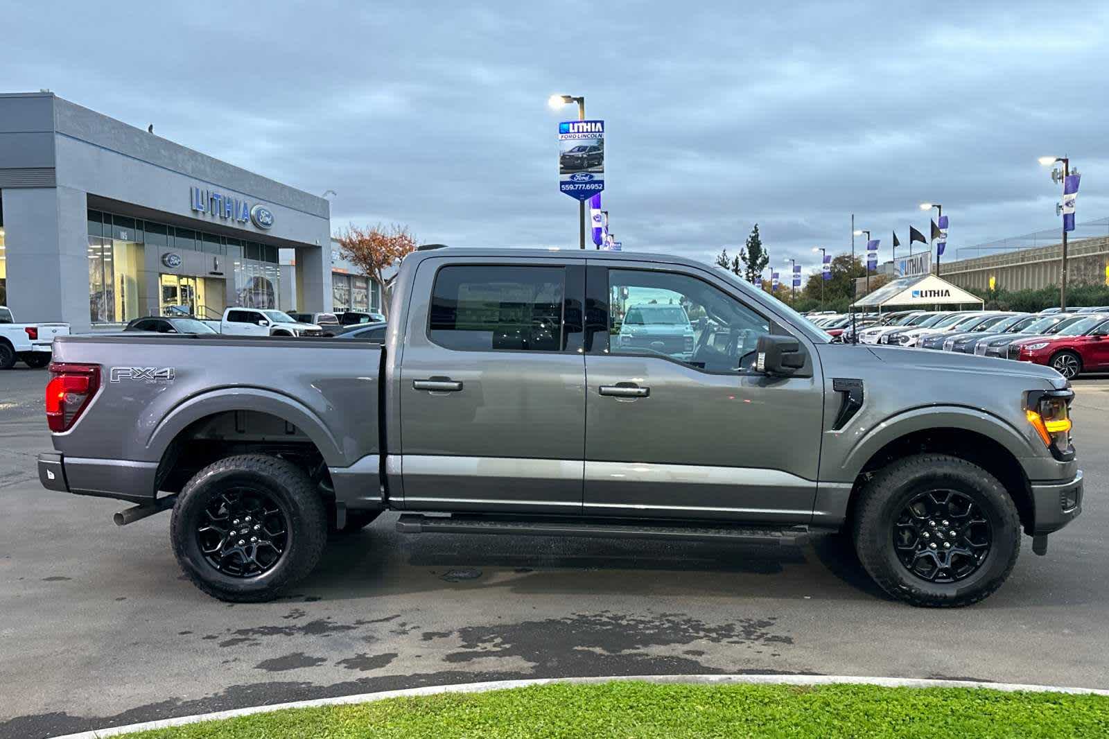 2024 Ford F-150 XLT 4WD SuperCrew 5.5 Box 8