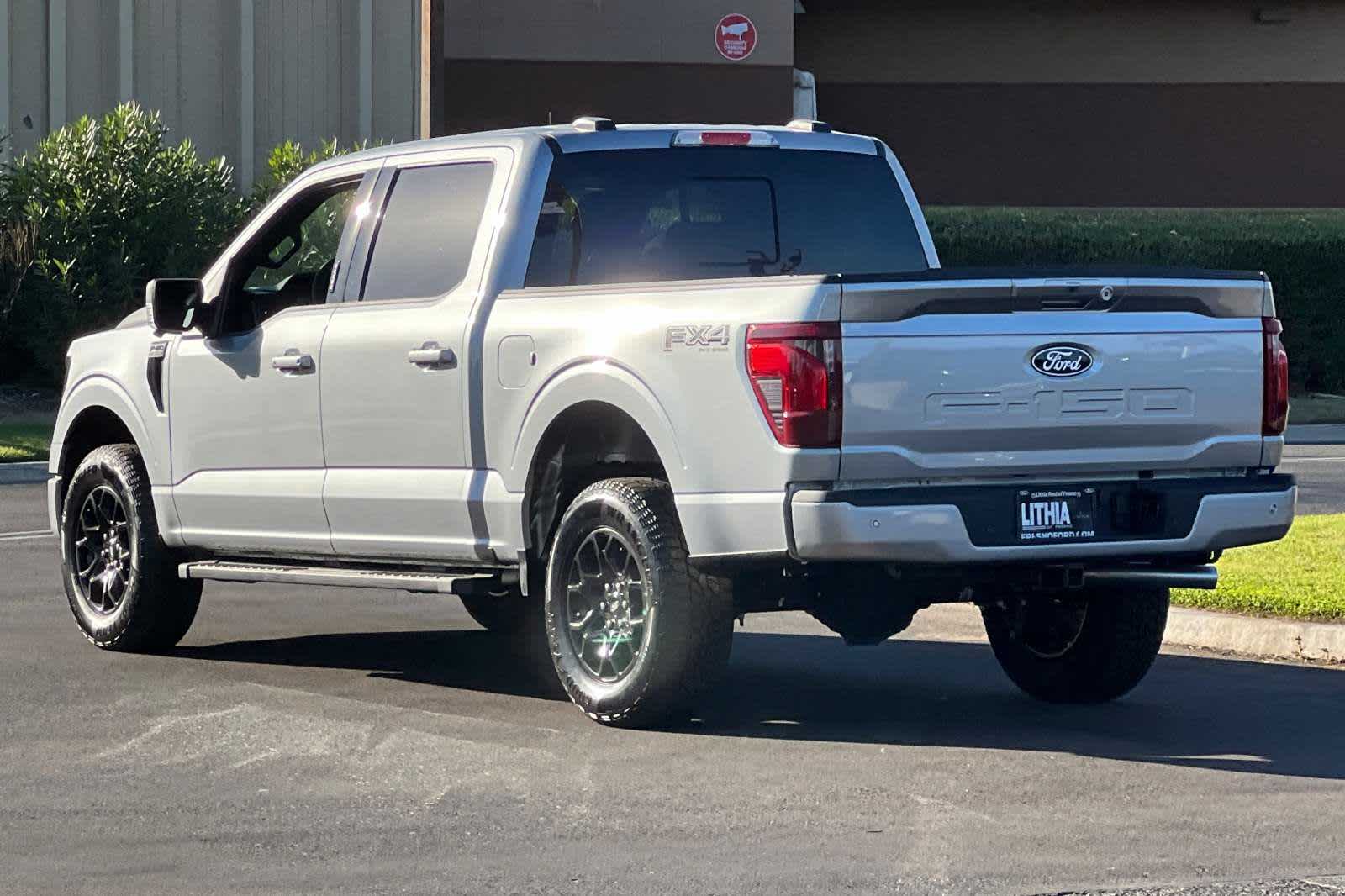 2024 Ford F-150 XLT 4WD SuperCrew 5.5 Box 6