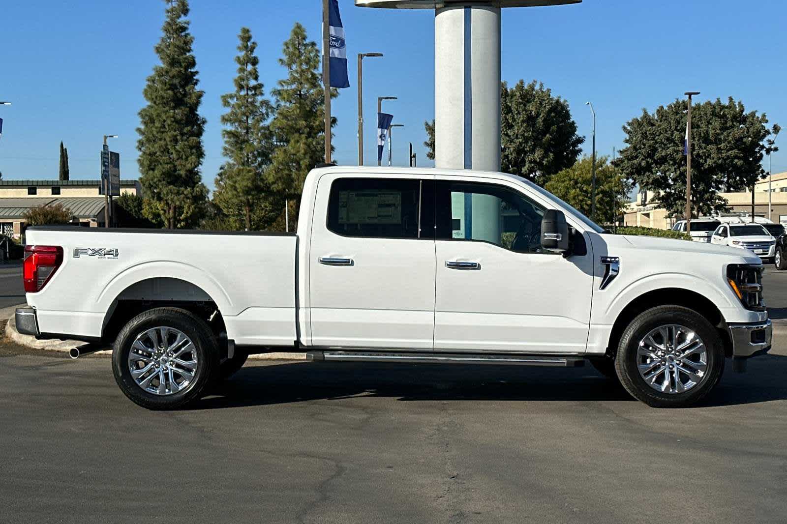 2024 Ford F-150 XLT 4WD SuperCrew 6.5 Box 8