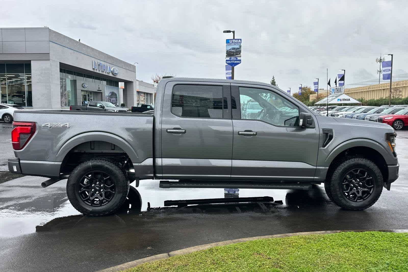 2024 Ford F-150 XLT 4WD SuperCrew 5.5 Box 8