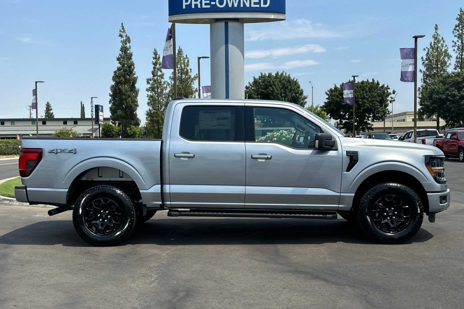 2024 Ford F-150 XLT 4WD SuperCrew 5.5 Box 8