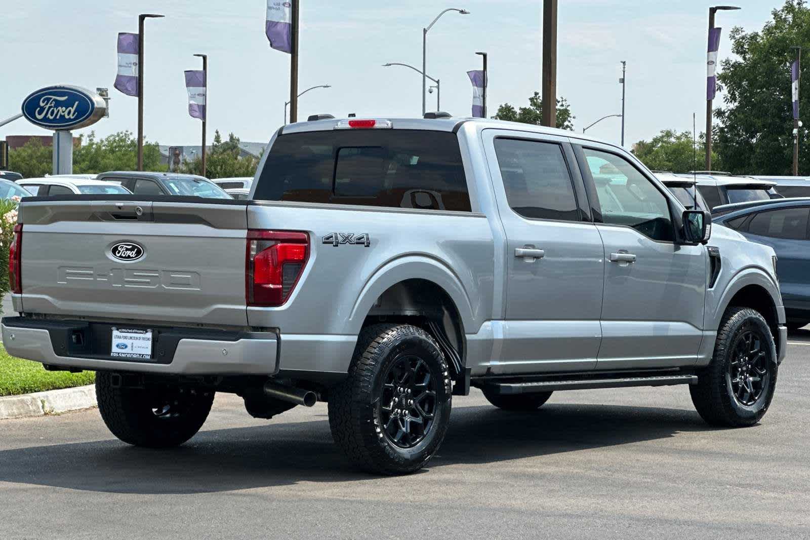 2024 Ford F-150 XLT 4WD SuperCrew 5.5 Box 2