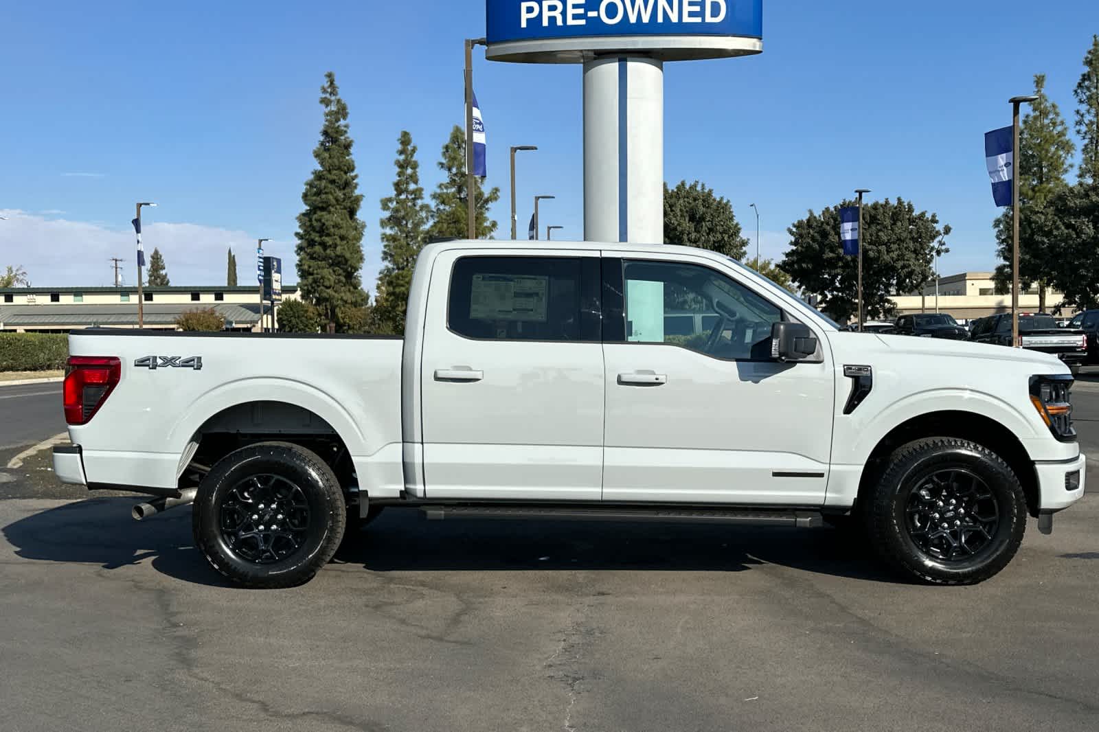 2024 Ford F-150 XLT 4WD SuperCrew 5.5 Box 8