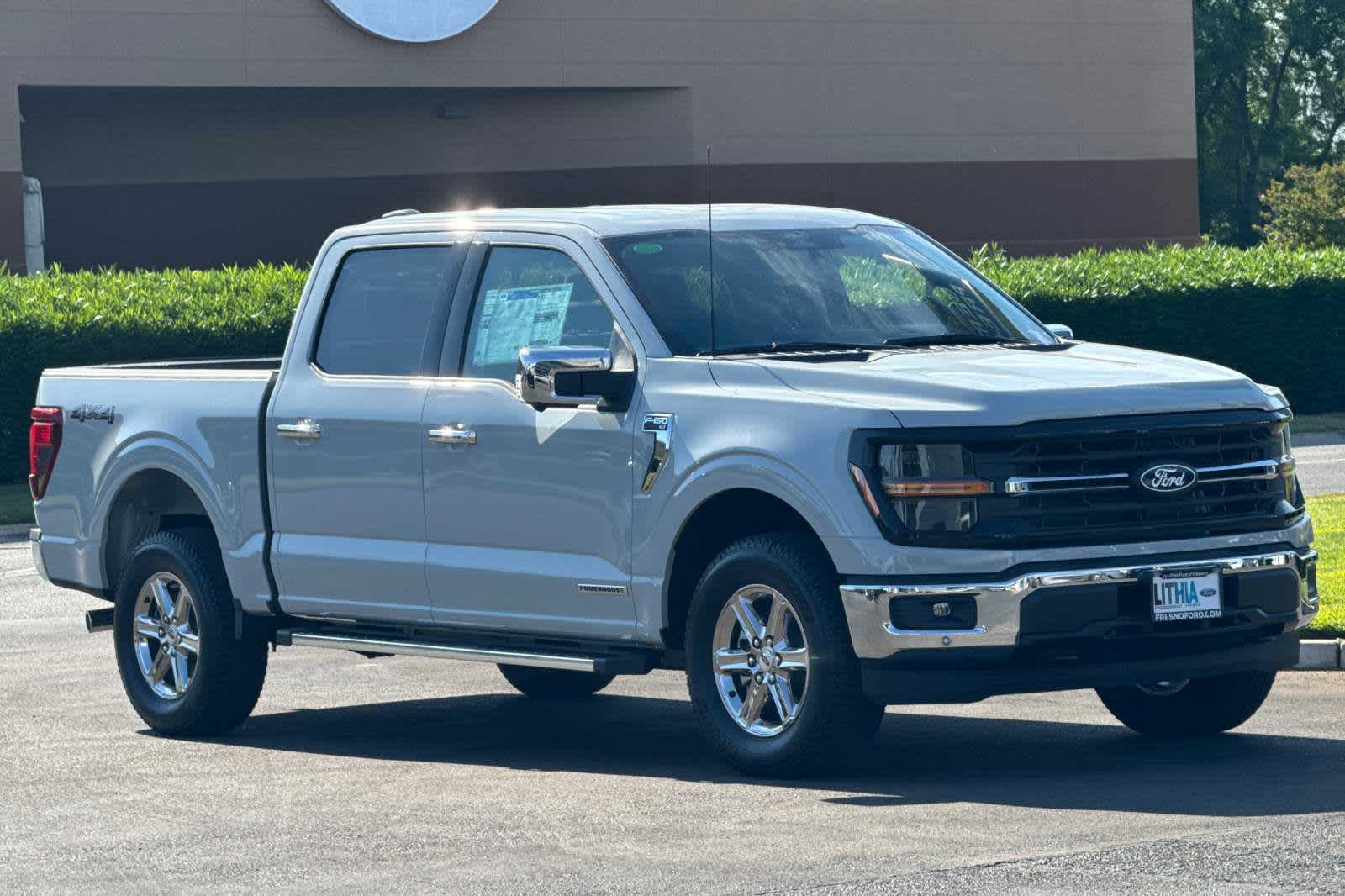 2024 Ford F-150 XLT 4WD SuperCrew 5.5 Box 10