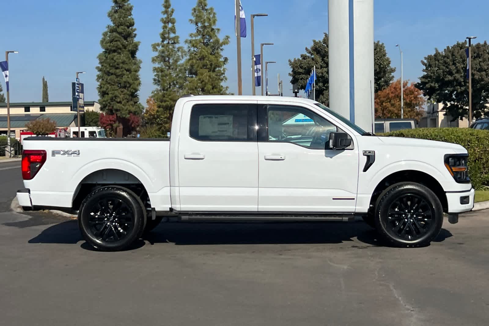 2024 Ford F-150 XLT 4WD SuperCrew 5.5 Box 8