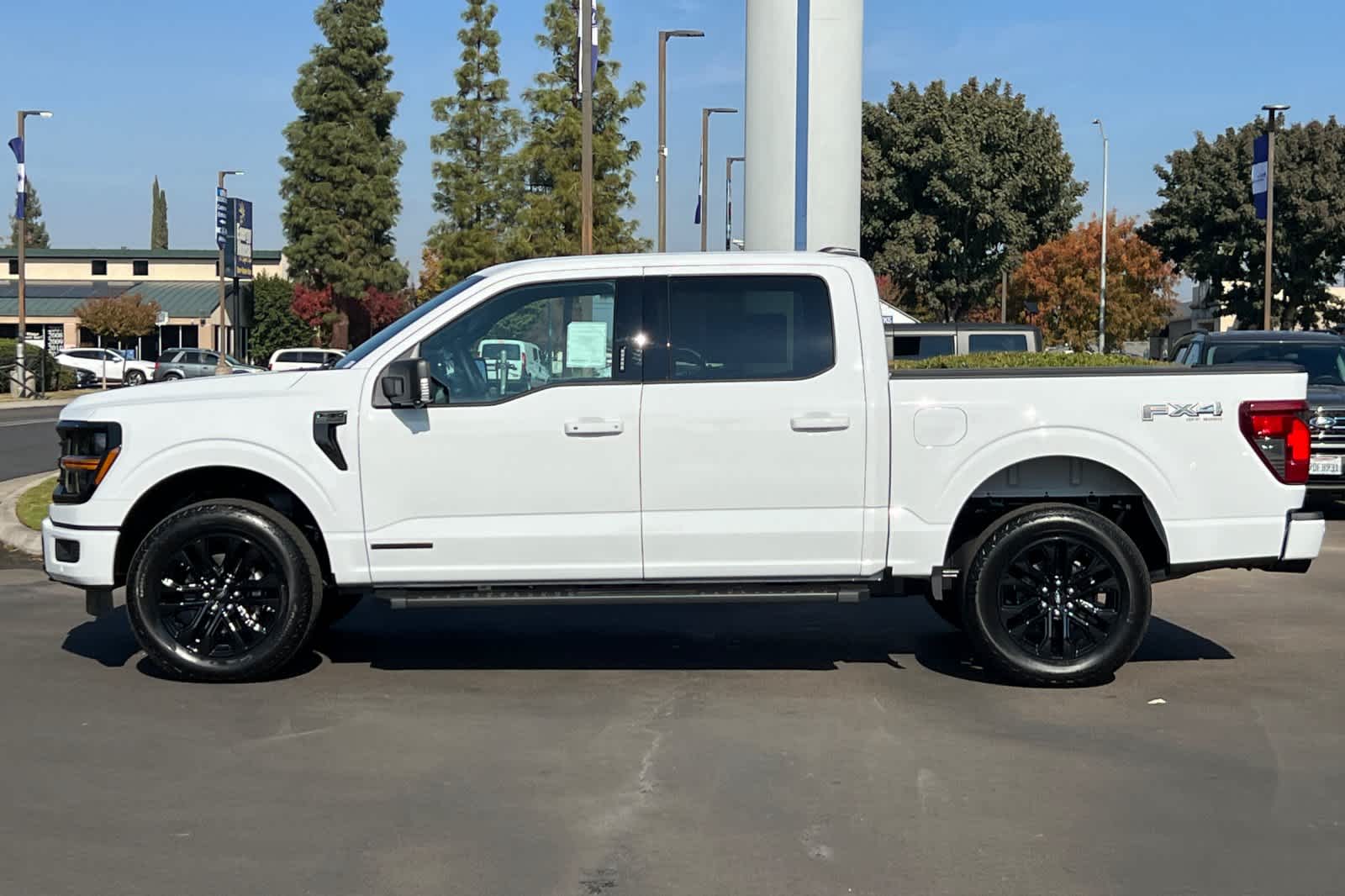 2024 Ford F-150 XLT 4WD SuperCrew 5.5 Box 5