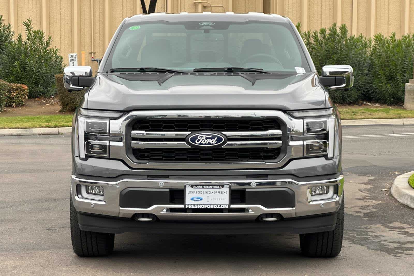 2024 Ford F-150 LARIAT 4WD SuperCrew 5.5 Box 11