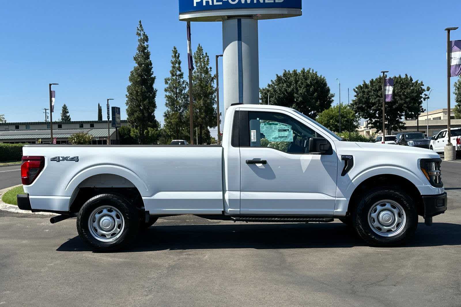 2024 Ford F-150 XL 4WD Reg Cab 8 Box 6