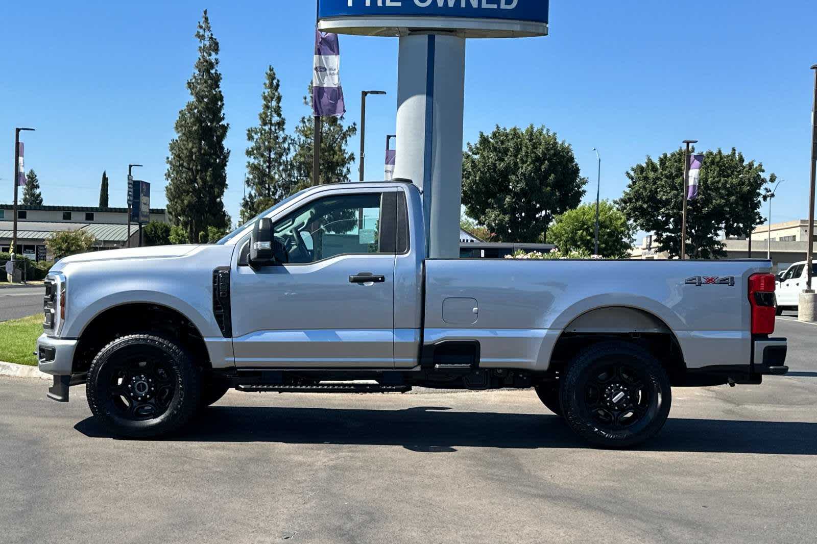 2024 Ford Super Duty F-250 SRW XL 4WD Reg Cab 8 Box 3