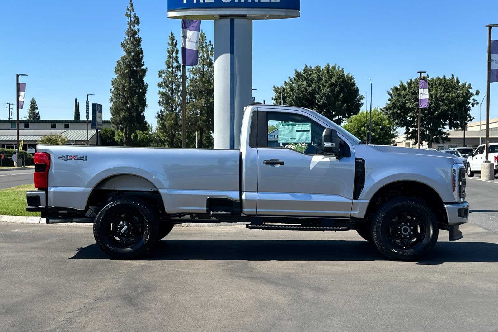 2024 Ford Super Duty F-250 SRW XL 4WD Reg Cab 8 Box 6