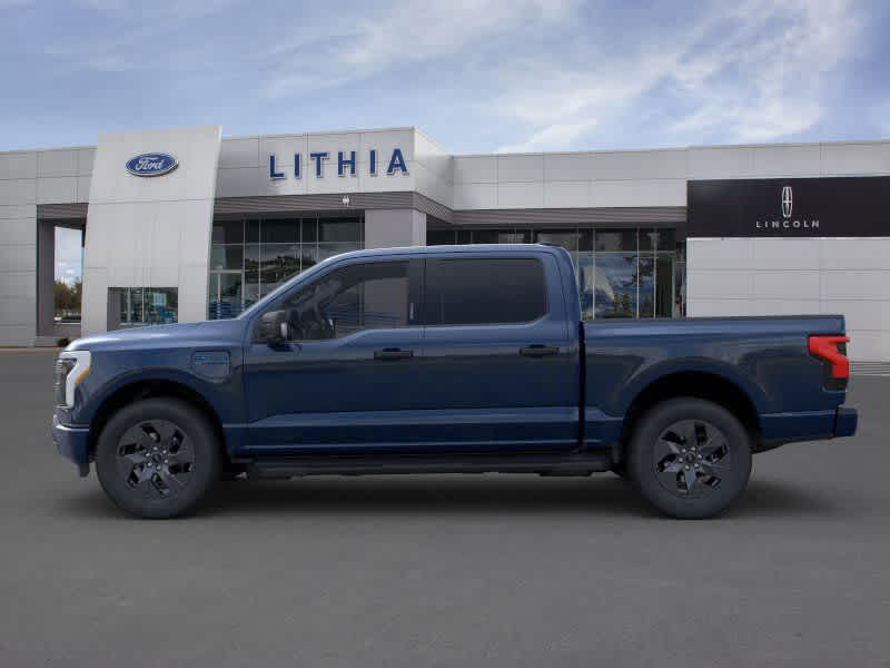 2024 Ford F-150 Lightning XLT 4WD SuperCrew 5.5 Box 3