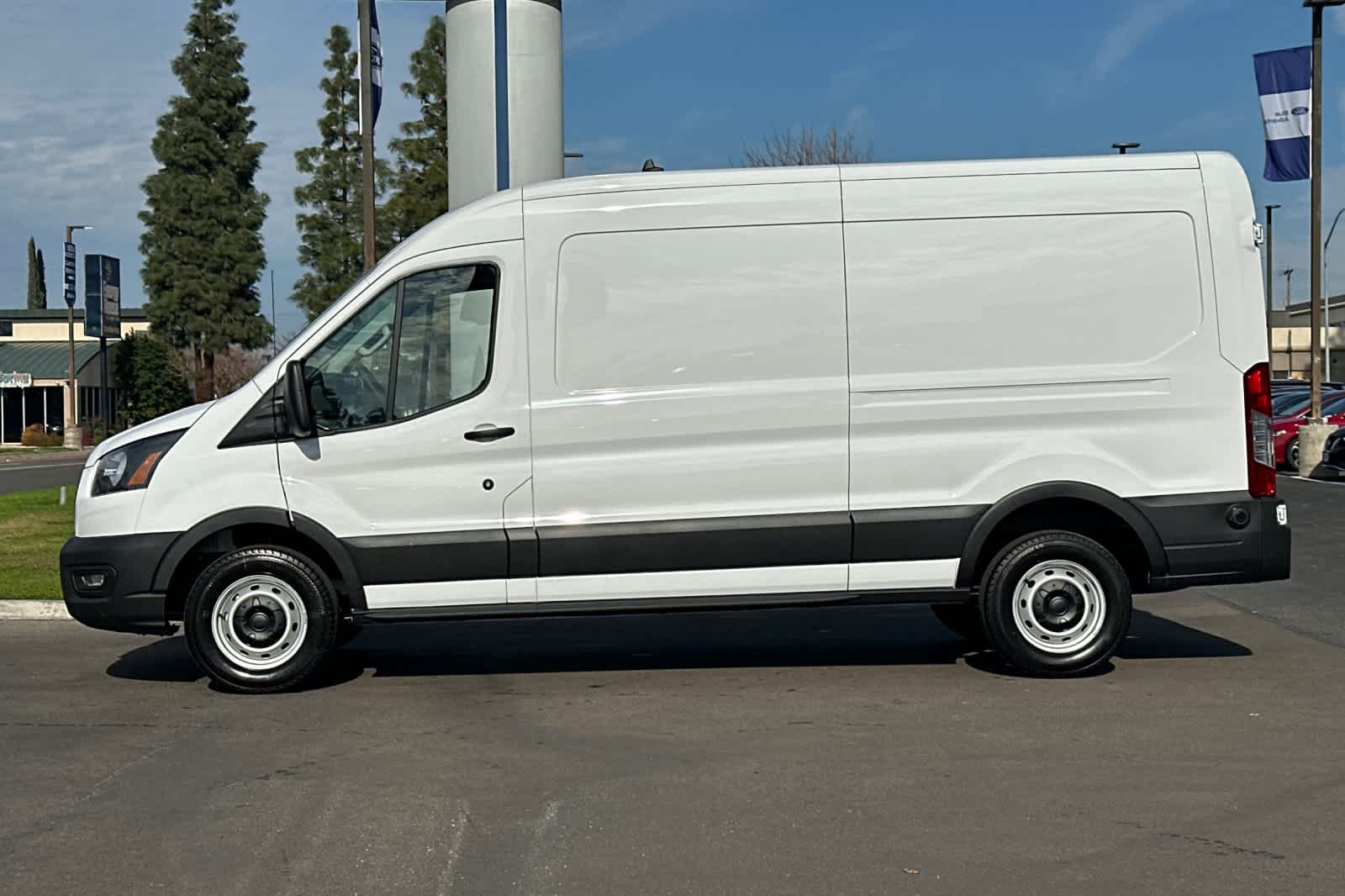 2024 Ford Transit BASE 5