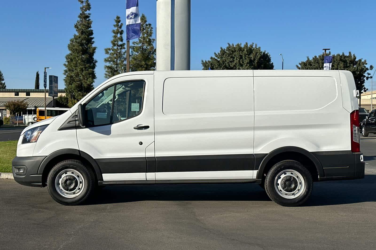 2024 Ford Transit BASE 5