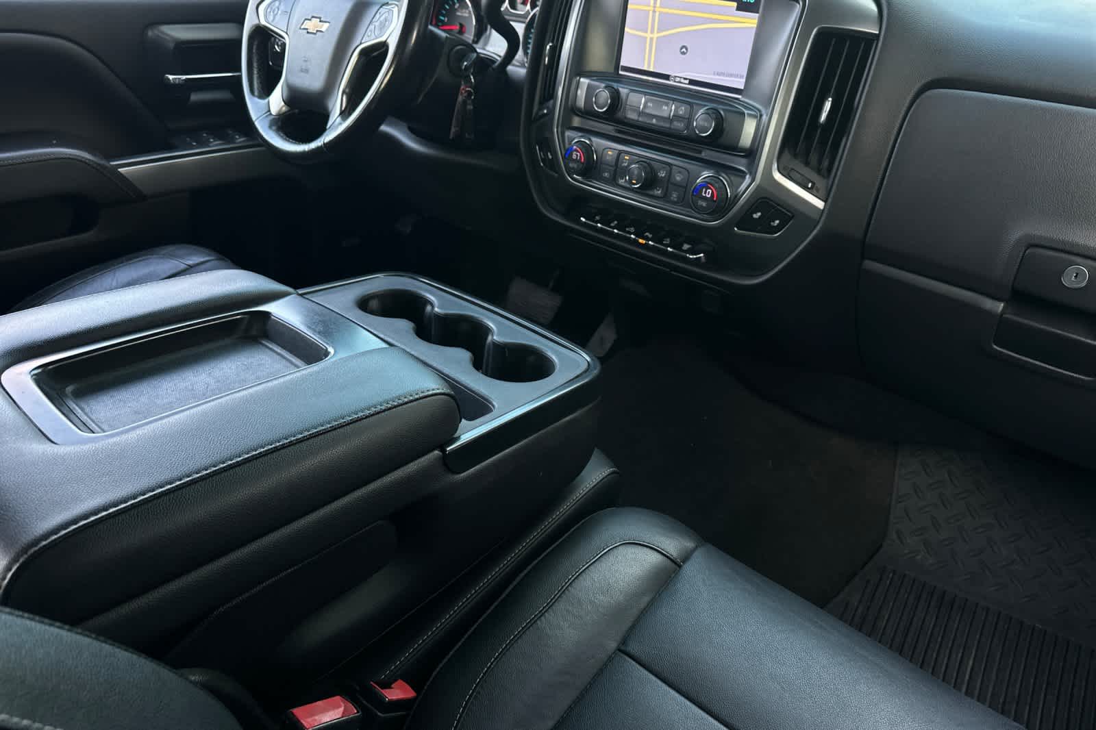 2018 Chevrolet Silverado 2500HD LT 4WD Crew Cab 153.7 15