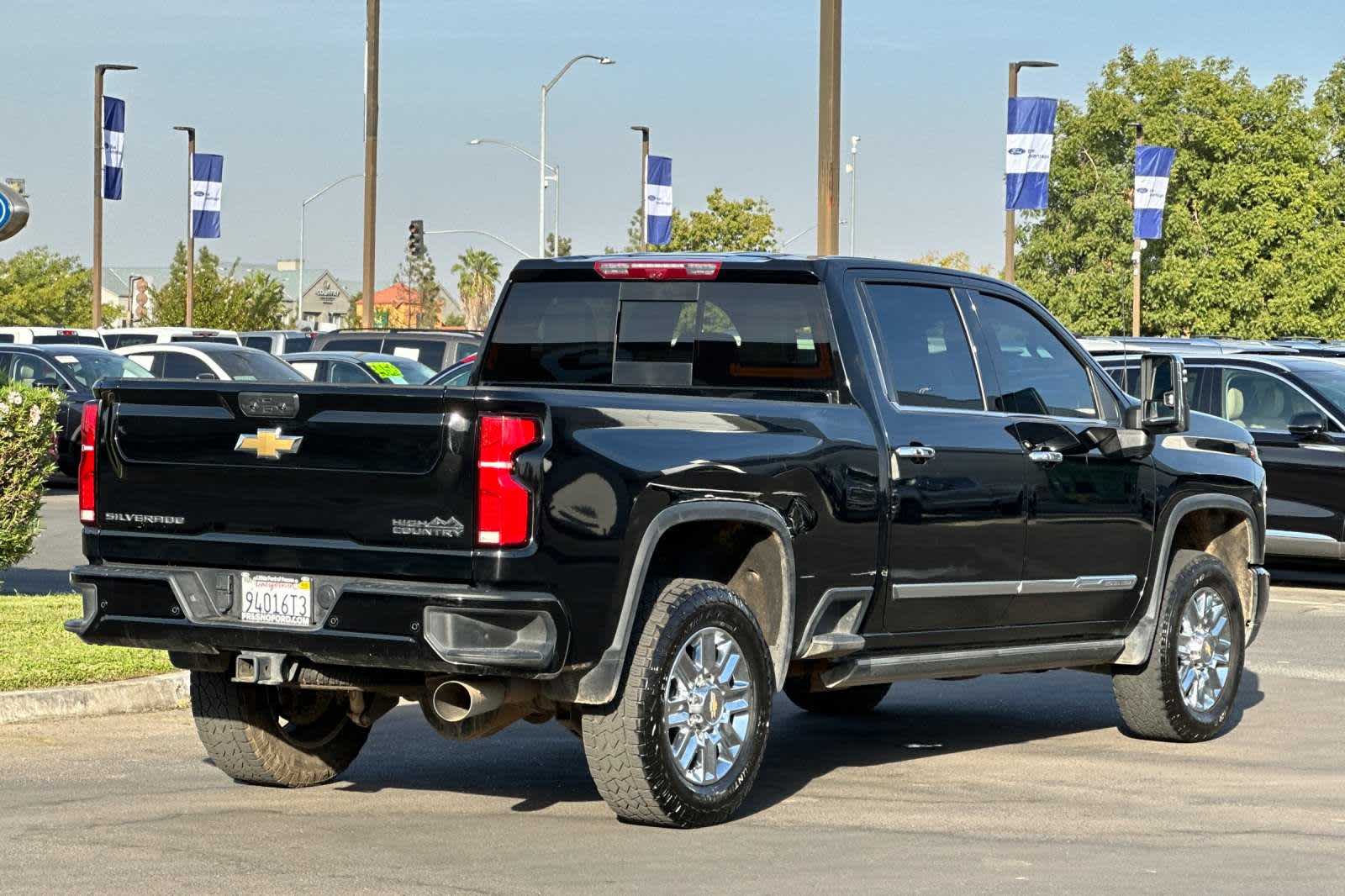 2024 Chevrolet Silverado 2500HD High Country 4WD Crew Cab 159 2