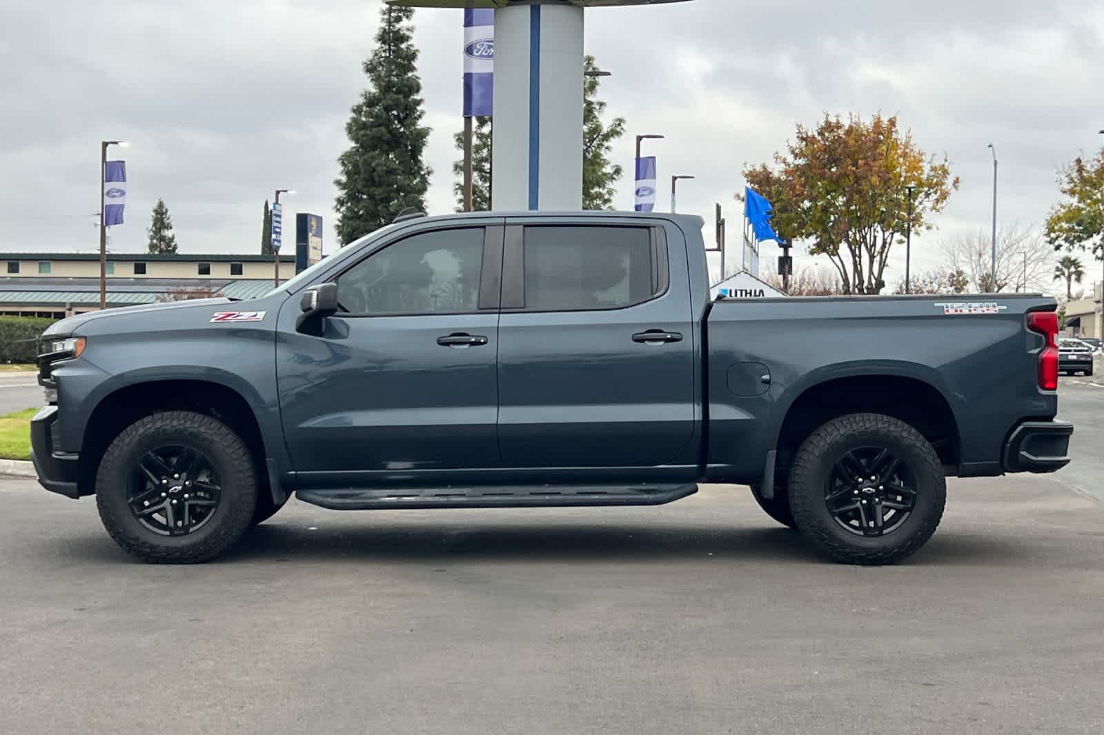 2019 Chevrolet Silverado 1500 LT Trail Boss 4WD Crew Cab 147 5