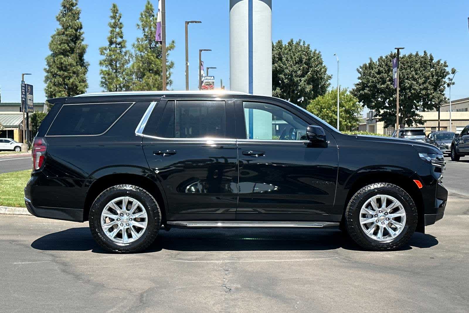 2022 Chevrolet Tahoe LT 8