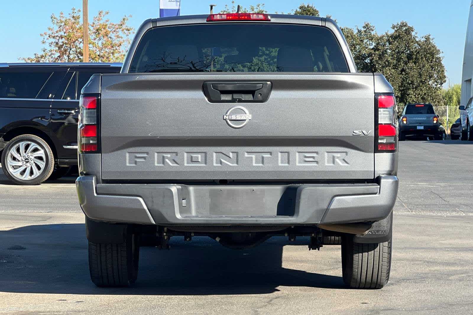 2022 Nissan Frontier SV Crew Cab 4x2 Auto 7