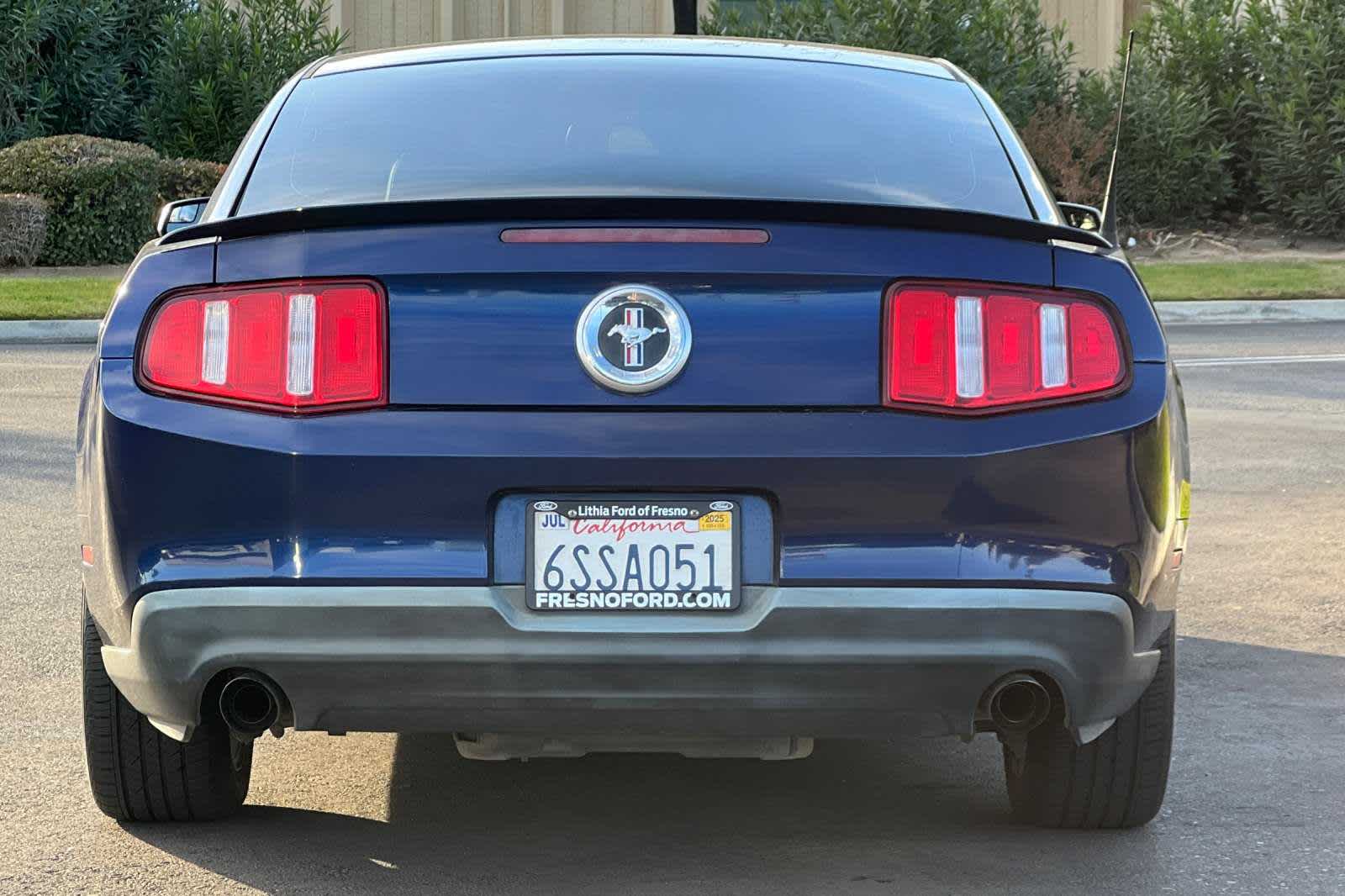 2012 Ford Mustang V6 Premium 8