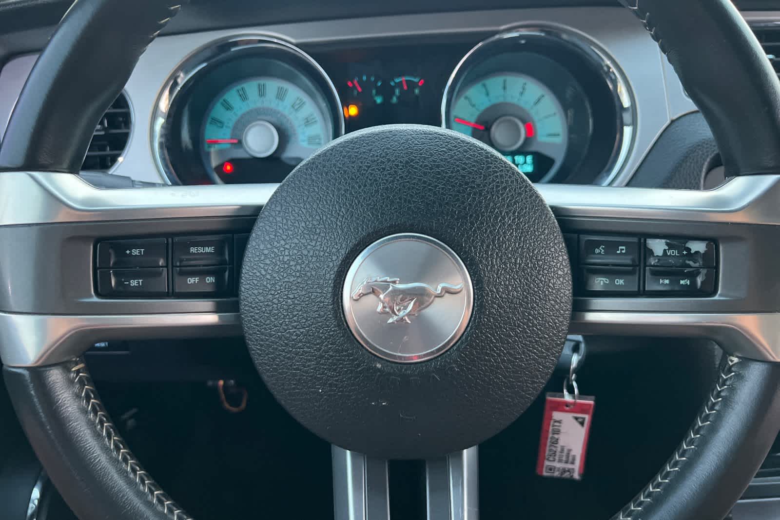 2012 Ford Mustang GT Premium 19